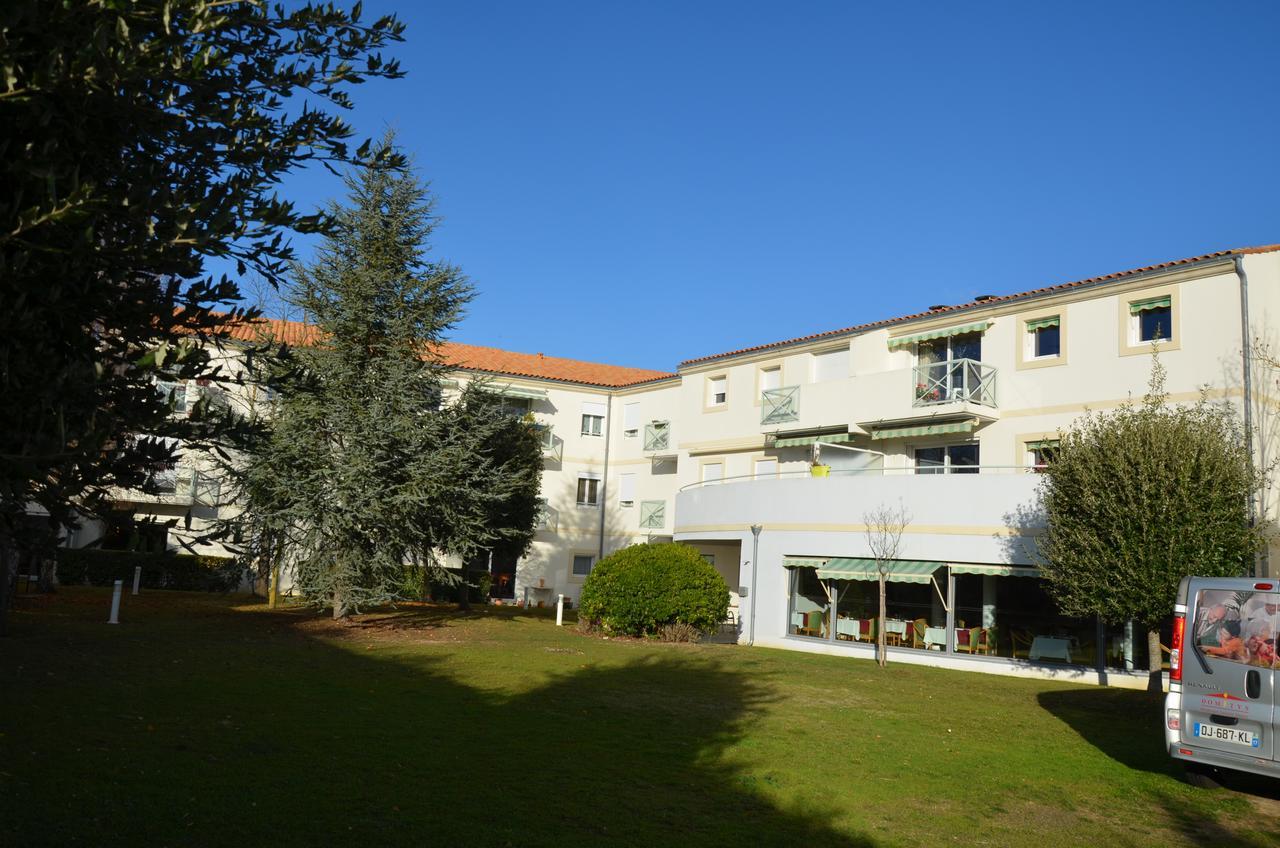 Domitys Le Clos Du Cedre Aparthotel Dompierre-sur-Mer Exterior photo
